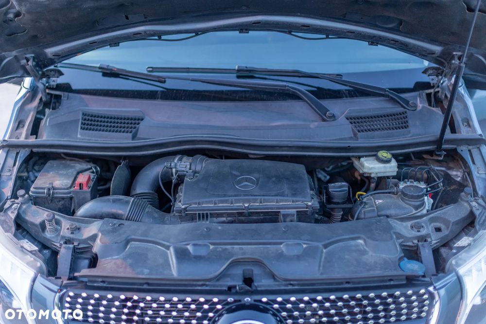 Mercedes-Benz Klasa V 220 (BlueTEC) d lang 7G-TRONIC Edition - 25