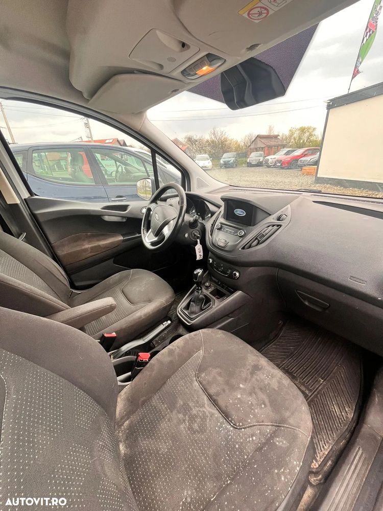 Ford Transit Connect - 5