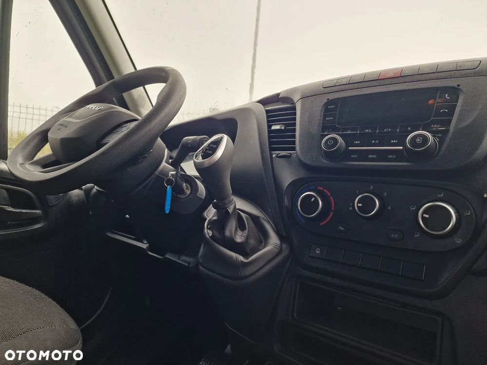 Iveco DAILY 35S HI-MATIC Automat Bezwypadkowy, 10 EP, Salon PL , ASO BURTO FIRANA,KLIMA ,WEBASTO - 10