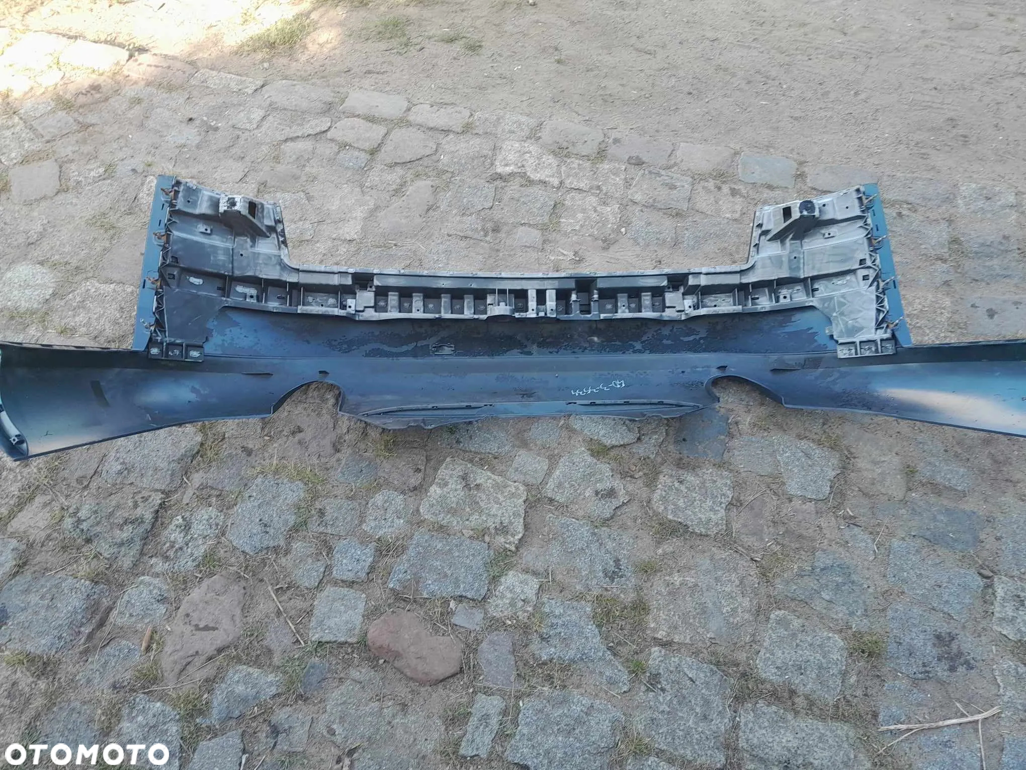 ZDERZAK TYLNY TYŁ AUDI A8 D3 4E0807511A - 4