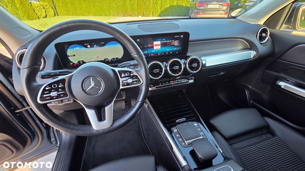 Mercedes-Benz GLB - 19