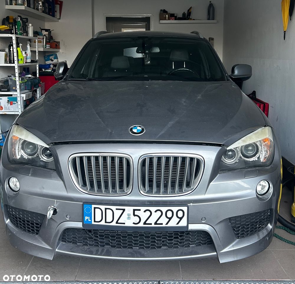 BMW X1 xDrive28i Sport Line - 1