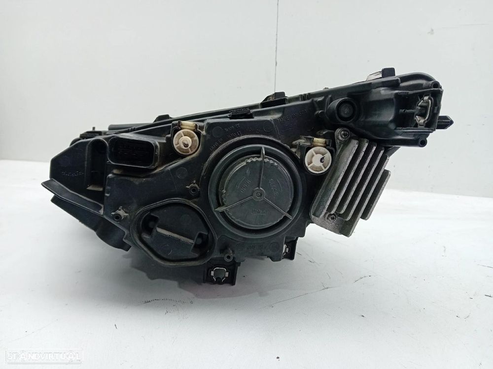 Ótica / farol direita BMW i3 (I01) - 3