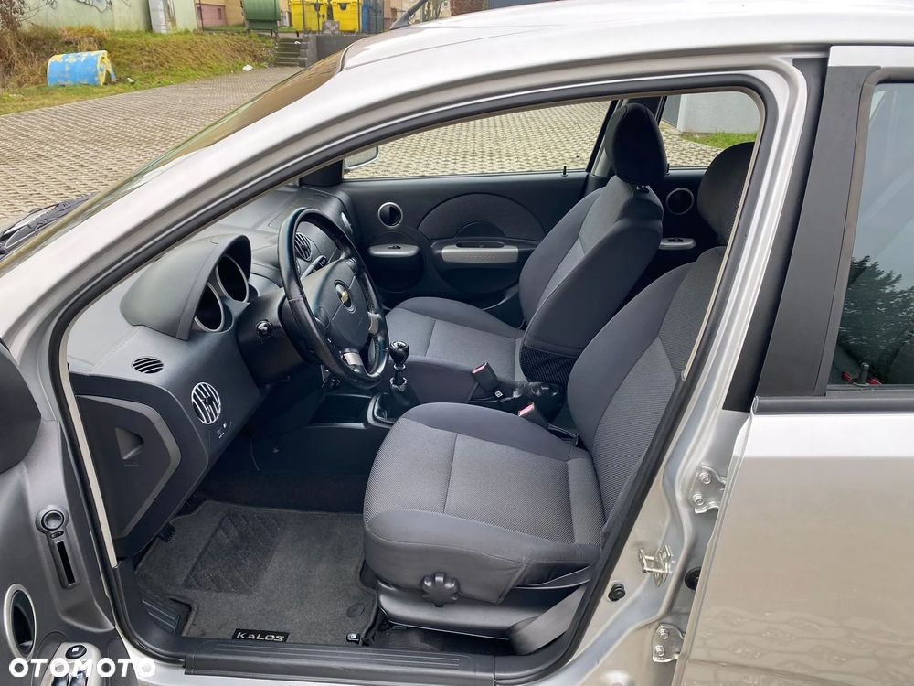 Chevrolet Kalos 1.4 16V SX - 9