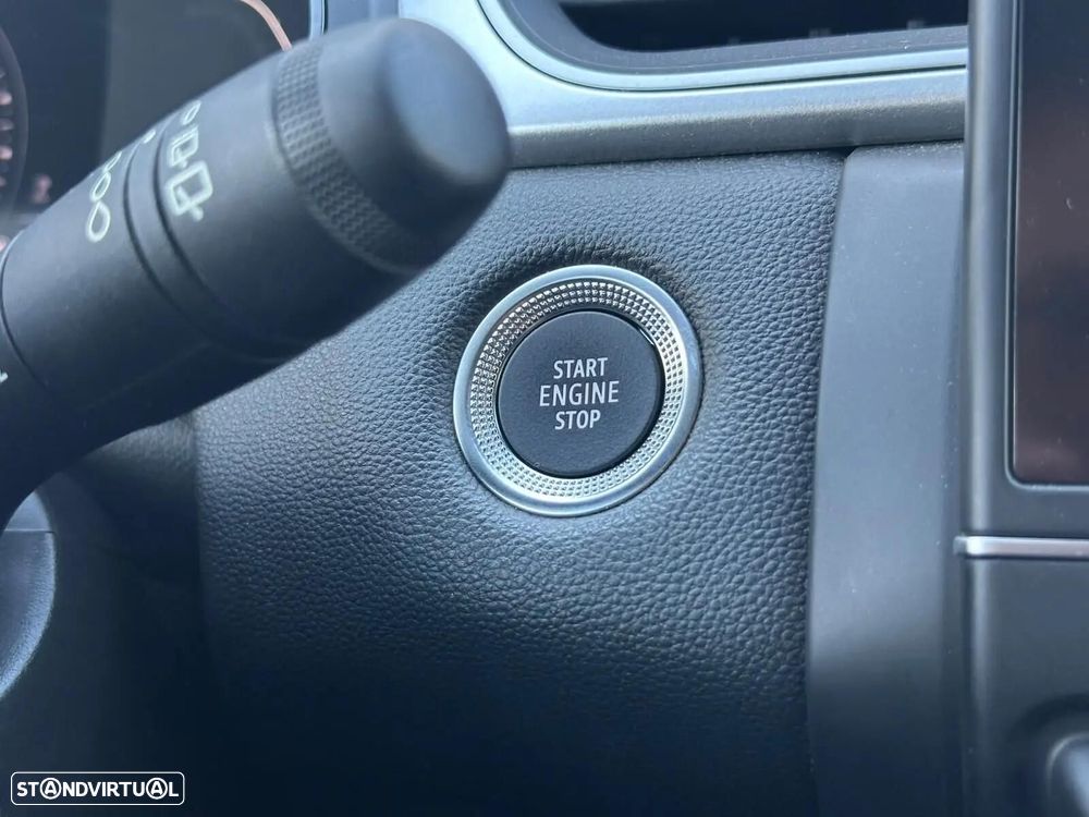 Renault Captur 1.0 TCe Intens - 45