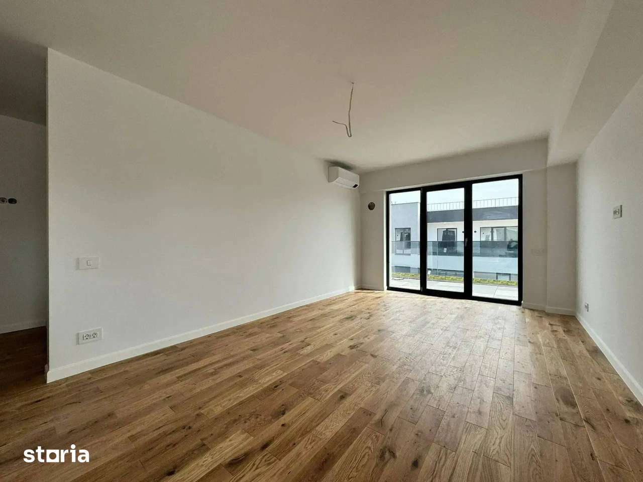 2 Camere nZEB cu Terasa Pompa Caldura Panouri Recuperatoare Caldura — fotografia 2