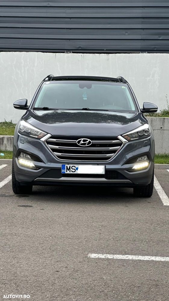 Hyundai Tucson - 2