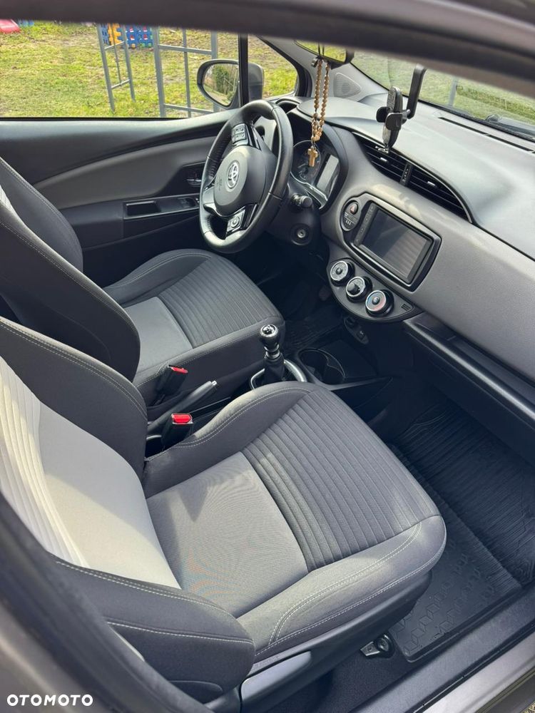 Toyota Yaris 1.5 Active - 8