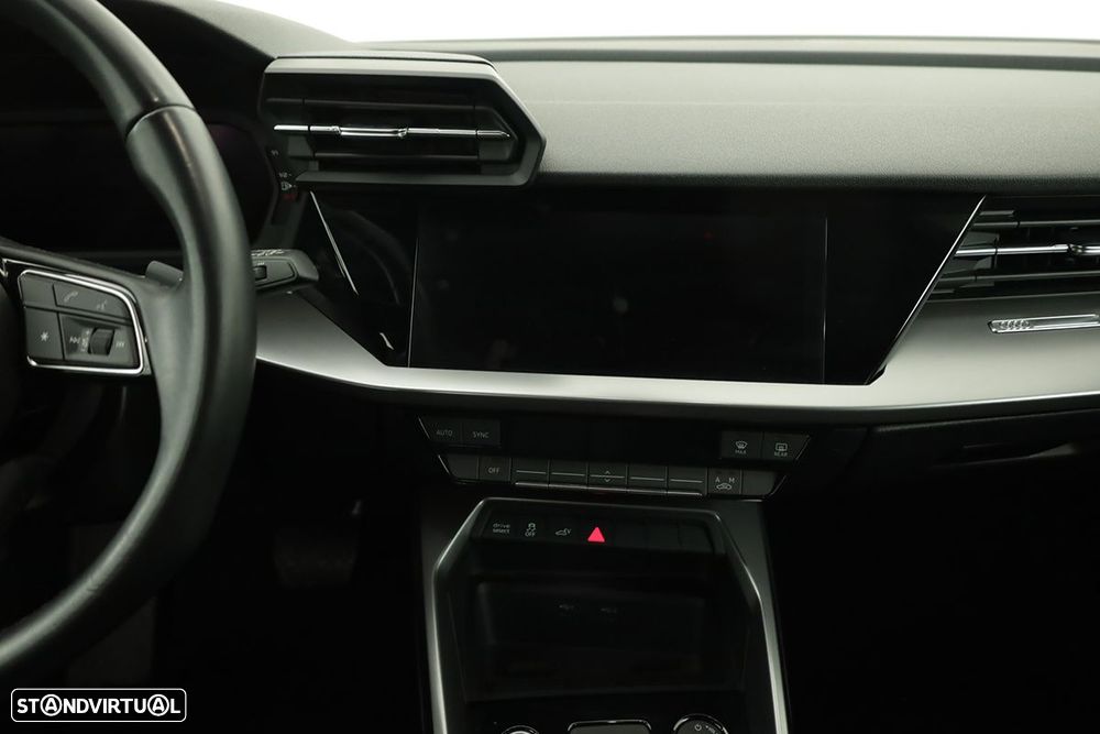 Audi A3 Sportback 45 TFSIe S line - 10