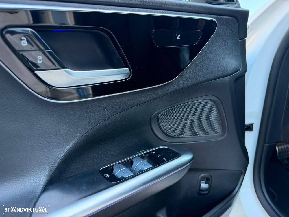 Mercedes-Benz C 220 d AMG Line - 25