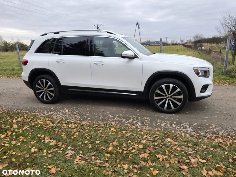 Mercedes-Benz GLB 250 Progressive 8G-DCT - 2