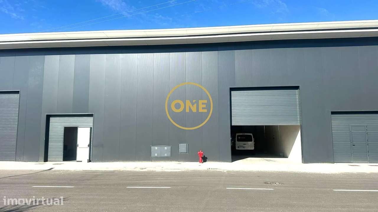 Pavilhão industrial novo em Seide, Vila Nova de Famalicão - Grande imagem: 2/5