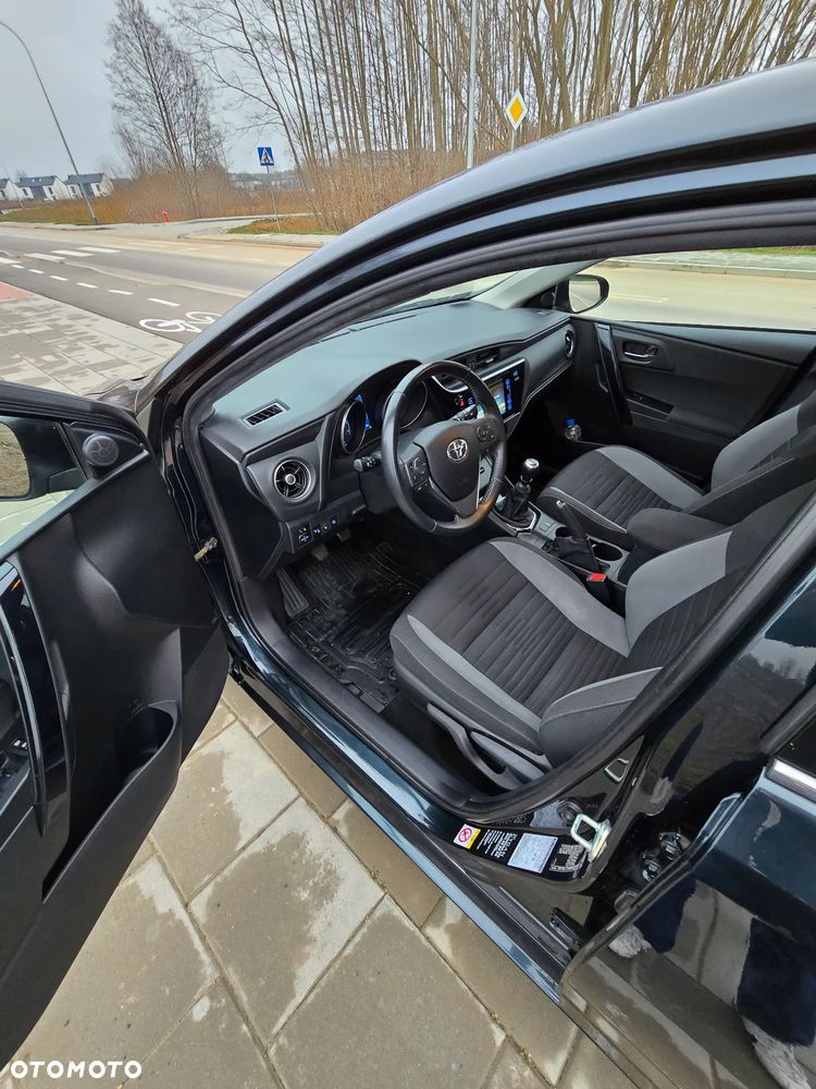 Toyota Auris 1.6 Premium Comfort - 14