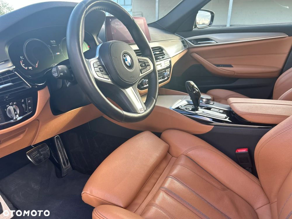 BMW Seria 5 530d xDrive M Sport sport - 17