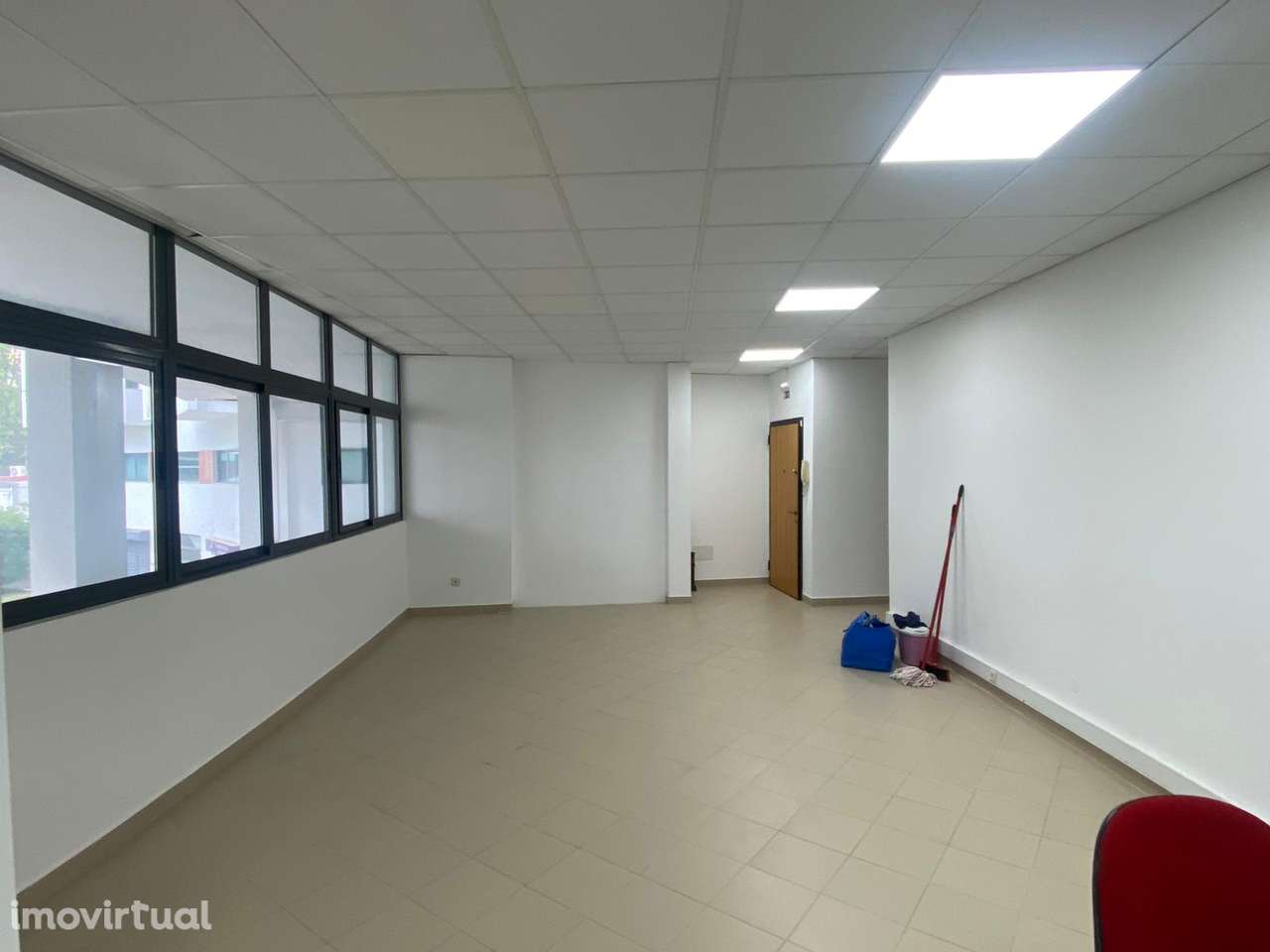 Bloco de apartamentos com segurança e mobiliário - Grande imagem: 3/5