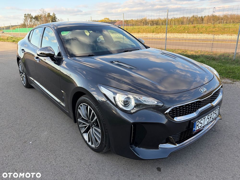 Kia Stinger - 7