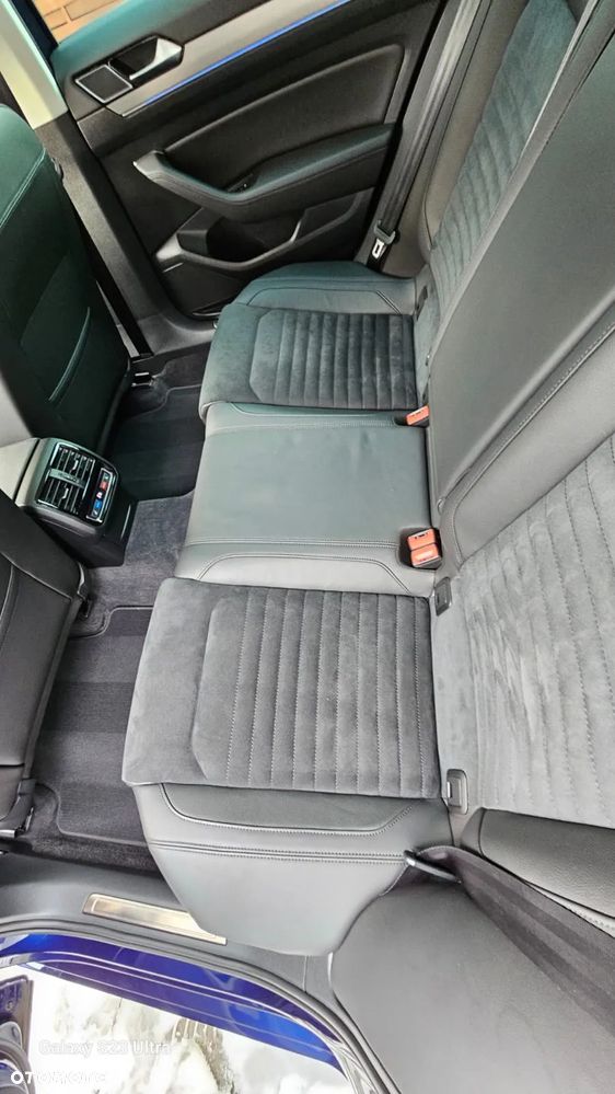 Volkswagen Passat 2.0 TSI 4Mot Highline DSG - 34