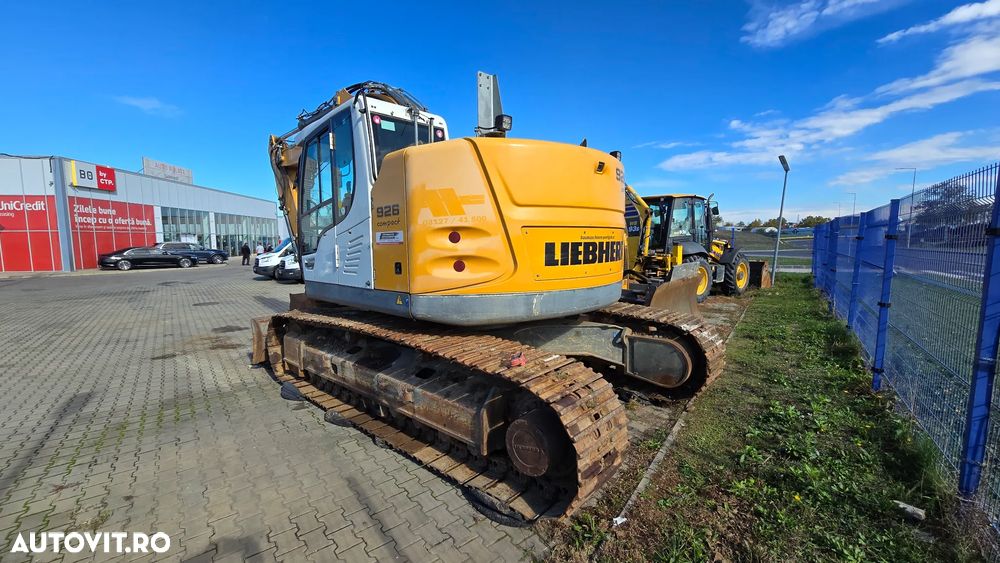Liebherr R926 Comp - 4
