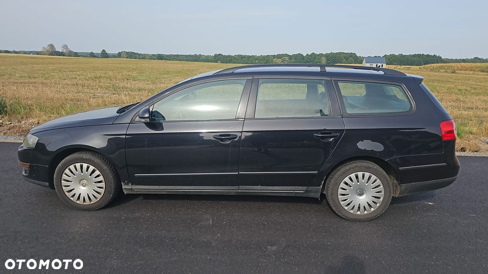 Volkswagen Passat 2.0 TDI Comfortline - 4