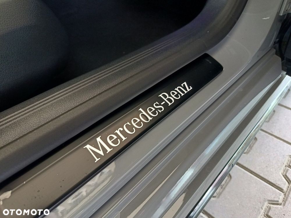 Mercedes-Benz Klasa E - 31