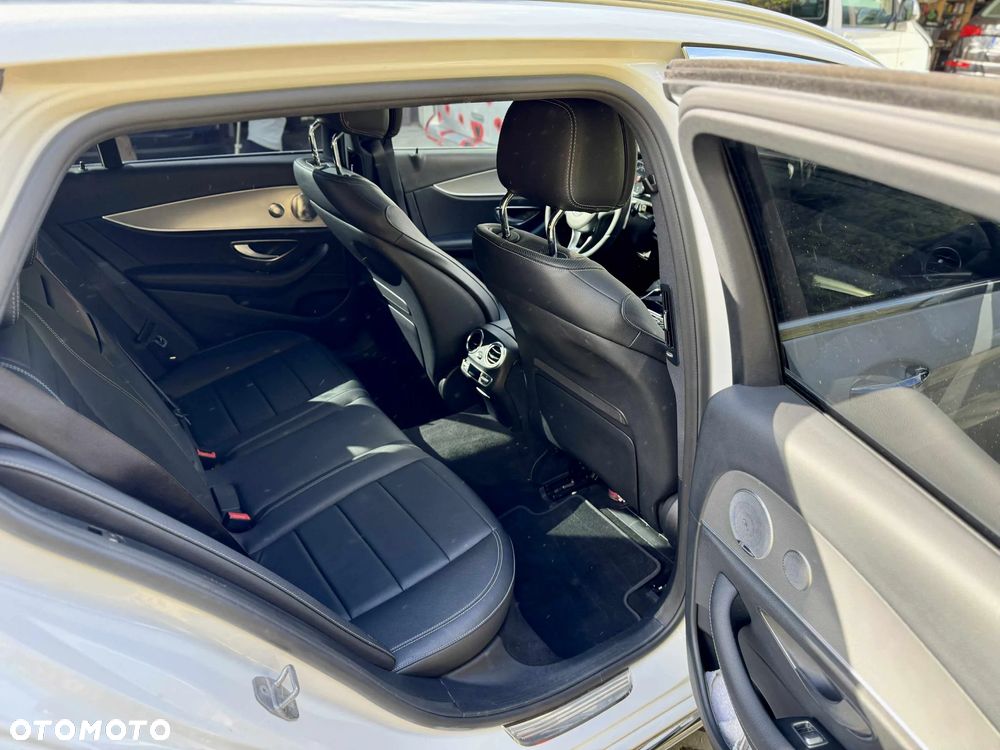 Mercedes-Benz Klasa E 220 d 9G-TRONIC - 15