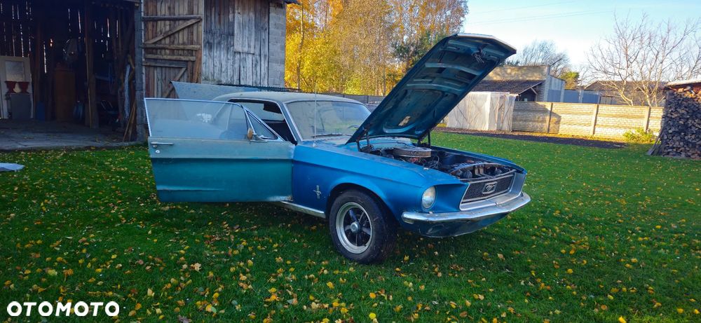 Ford Mustang - 7