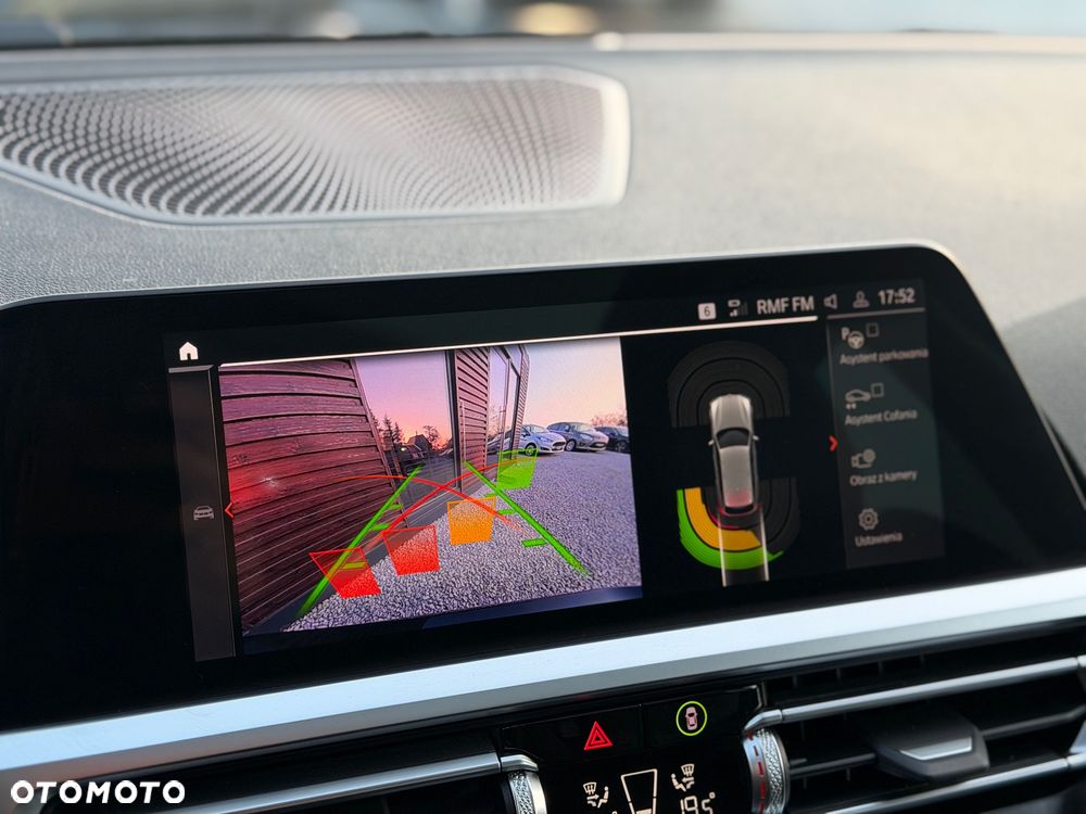 BMW Seria 3 320d M Sport - 30