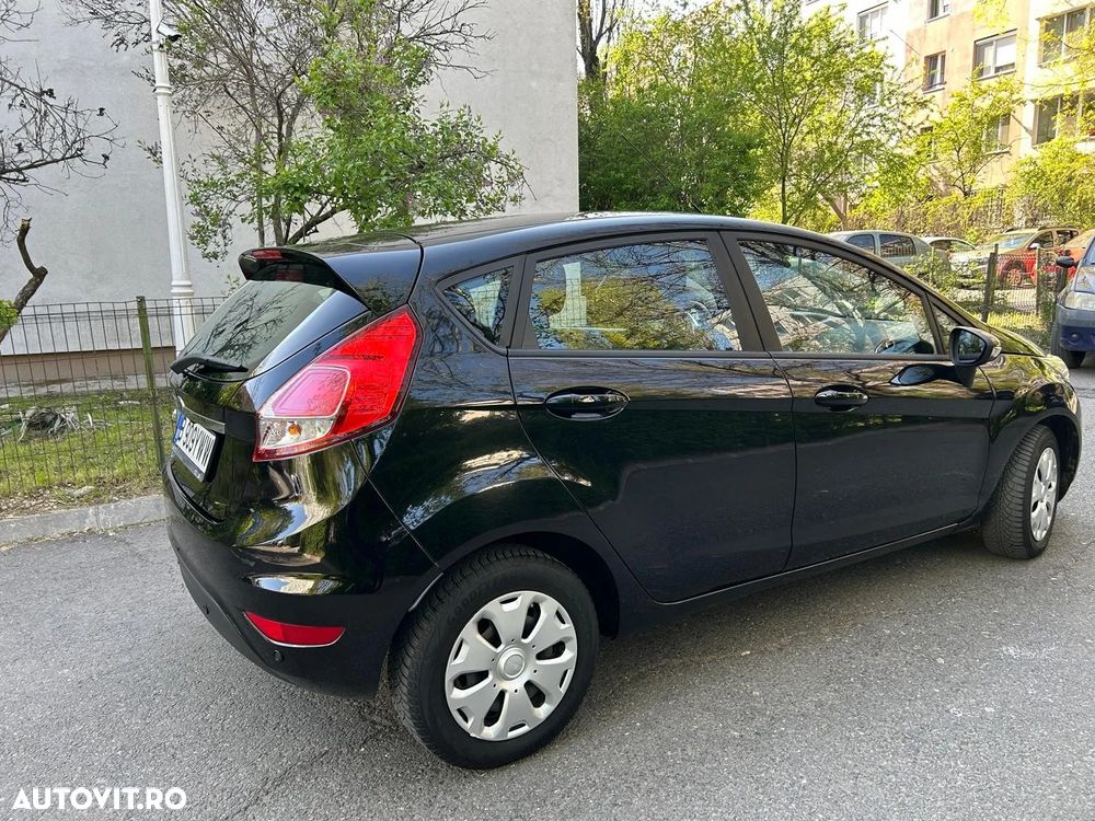 Ford Fiesta 1.5 TDCi Titanium - 9