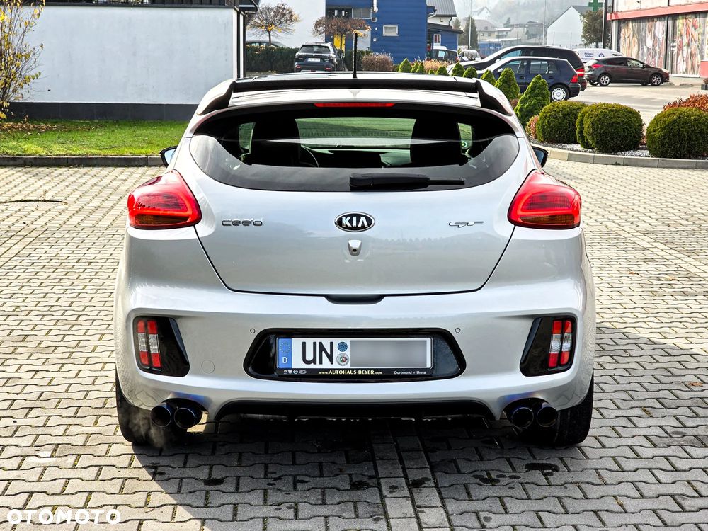 Kia Ceed 1.6 T-GDI GT - 13