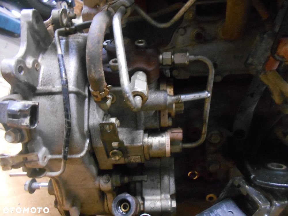 TOYOTA LAND CRUISER (J12) 2002-2010 3.0 D-4D KDJ120 KDJ125 KDJ121 127KW -173KM DIESEL SILNIK CZESCI WTRYSKI POMPA WTRYSKOWA LISTWA WTRYSKOWA WALKI ROZRZADU POMPA WSPOMAGANIA PRZEPUSTNICA KOLEKTOR SSACY-WYDECHOWY TURBINA (OPIS DOSTEPNYCH CZESCI W AUKCJI ) - 9