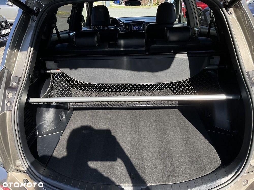 Toyota RAV4 Hybrid Prestige 4x4 - 30
