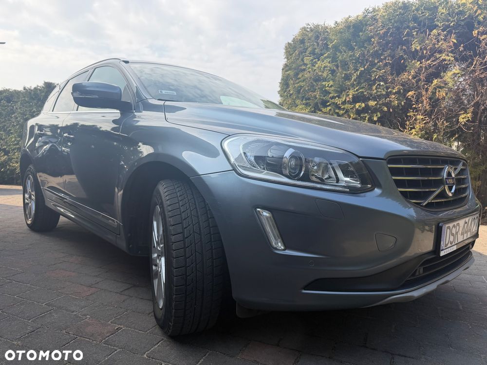 Volvo XC 60 D5 AWD Summum - 1