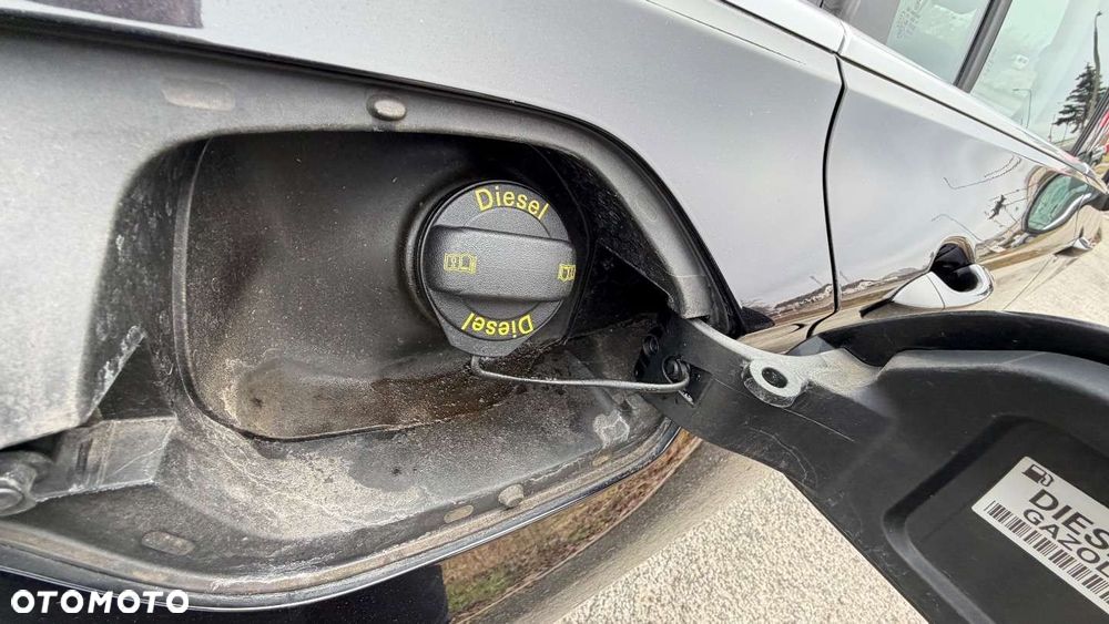 Volkswagen Passat - 34