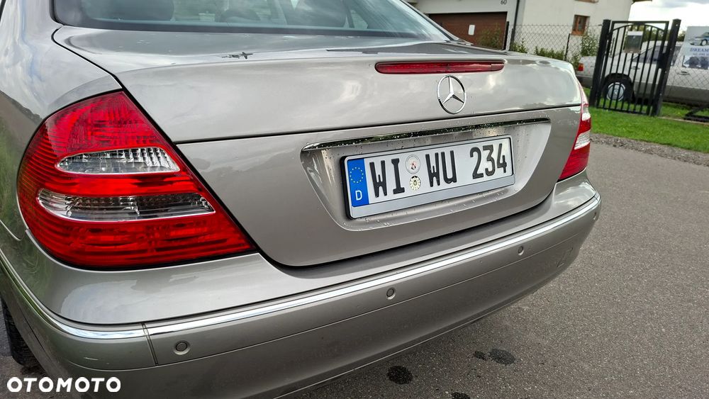 Mercedes-Benz Klasa E - 11