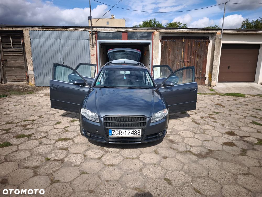 Audi A4 Avant 2.0 TDI - 17