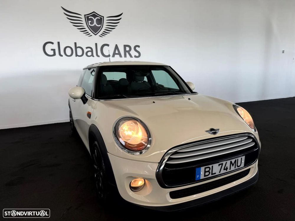 MINI 3 Portas Cooper D - 4