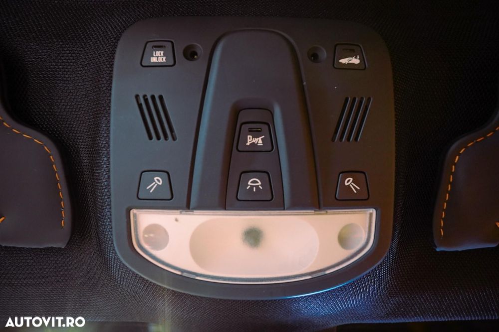 Ferrari 488 GTB - 27