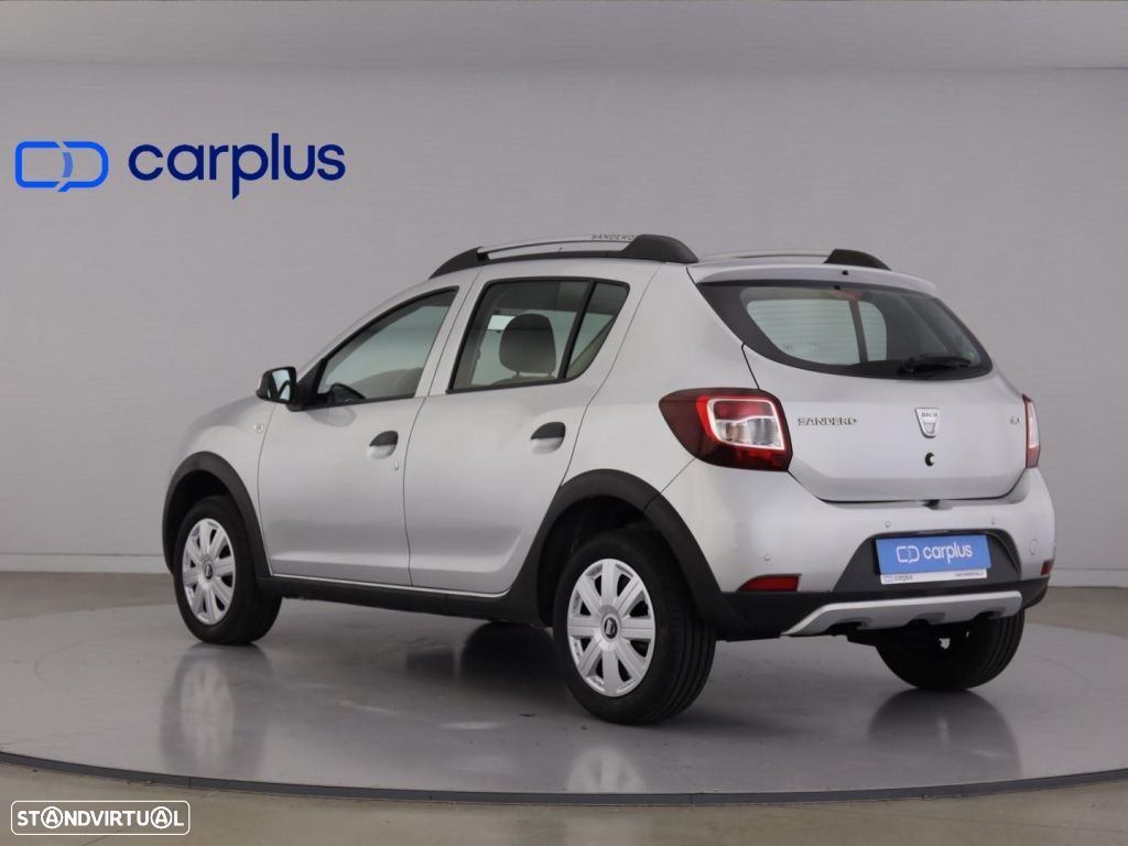 Dacia Sandero 1.5 dCi Stepway - 5