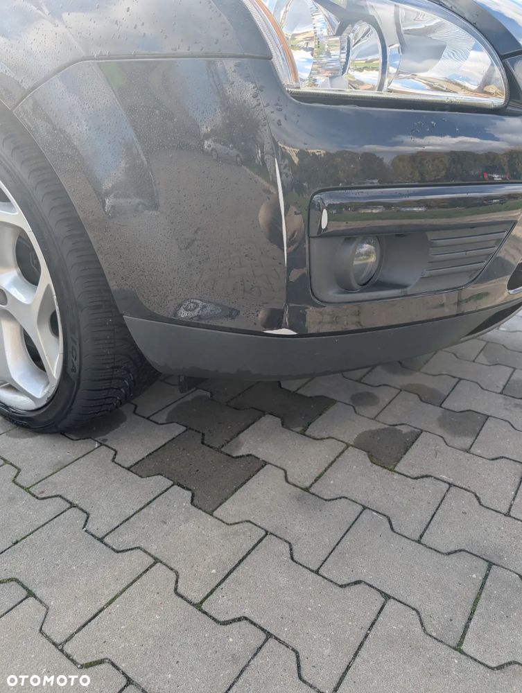 Ford Focus Turnier 2.0 16V Fun X - 24