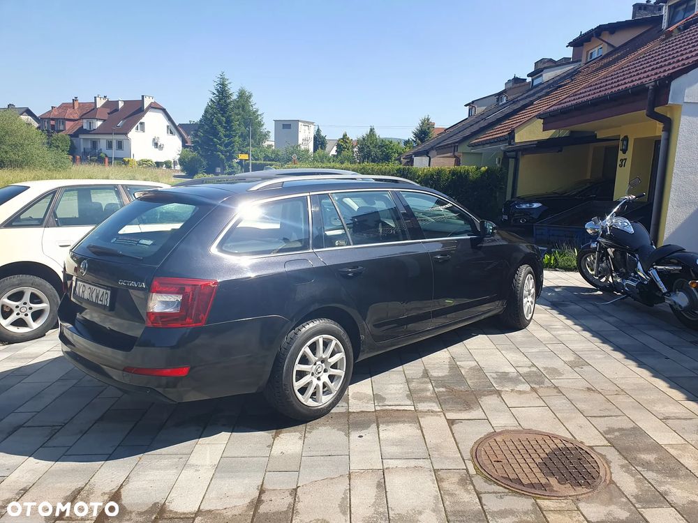 Skoda Octavia 1.6 TDI Ambition - 4