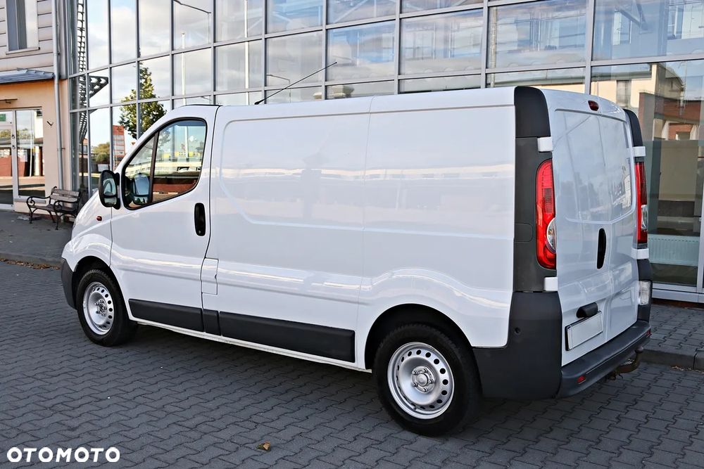 Opel VIVARO - 26