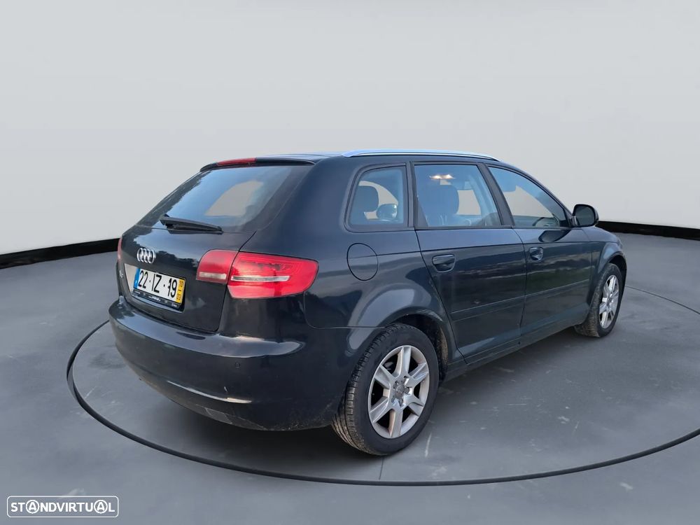 Audi A3 Sportback 1.6 TDI Attraction - 4