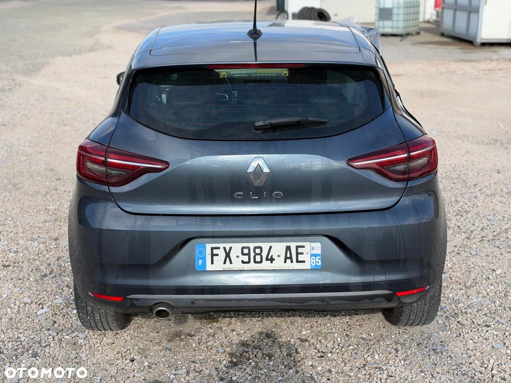Renault Clio - 6