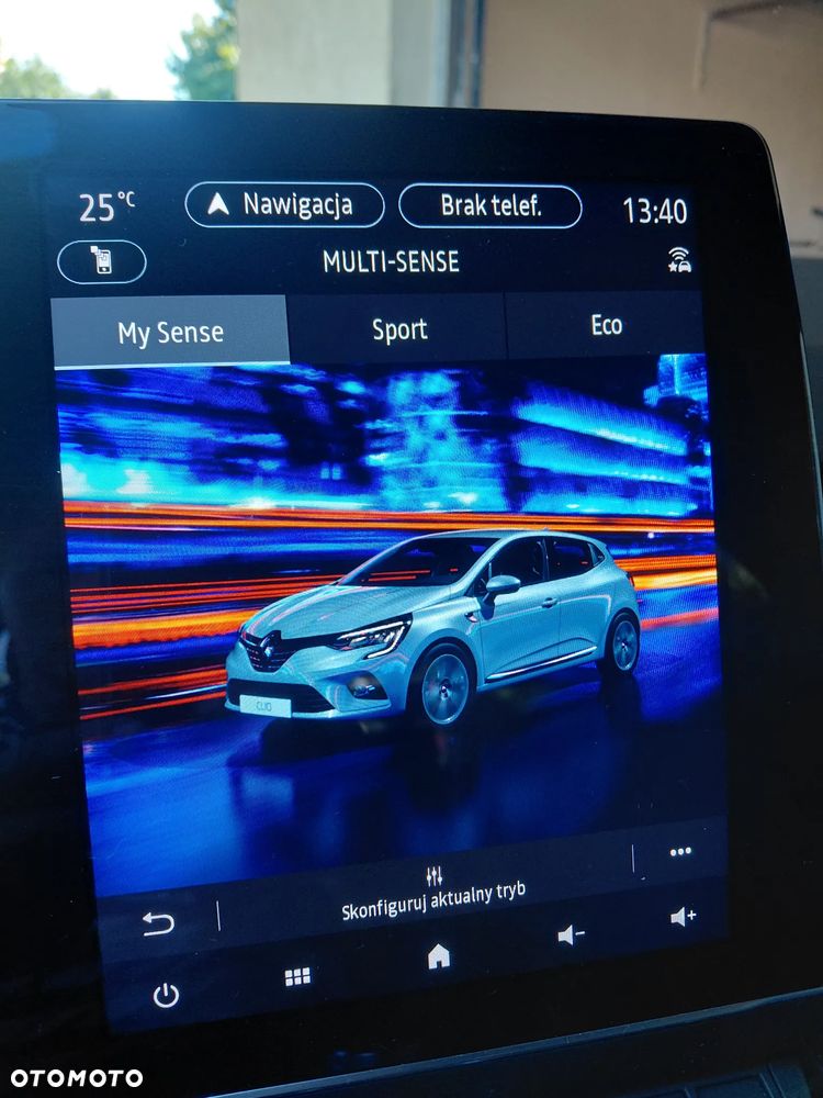 Renault Clio - 23