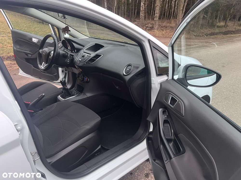 Ford Fiesta - 14