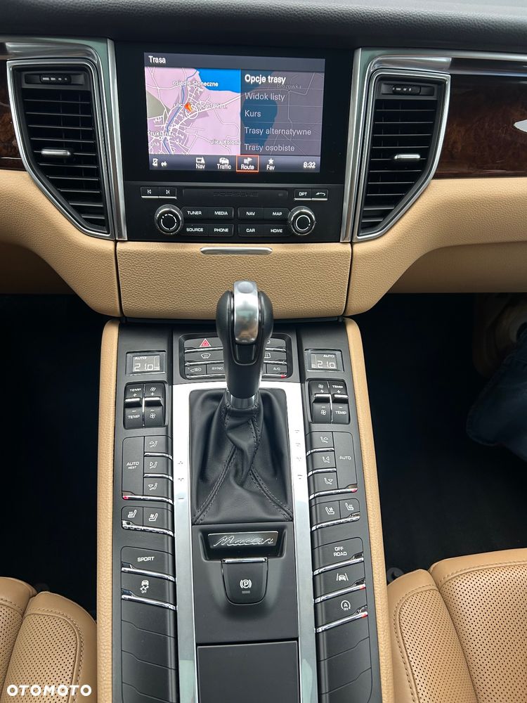 Porsche Macan S - 19