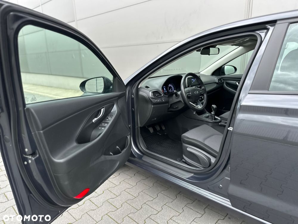 Hyundai i30 1.5 DPI Modern - 31