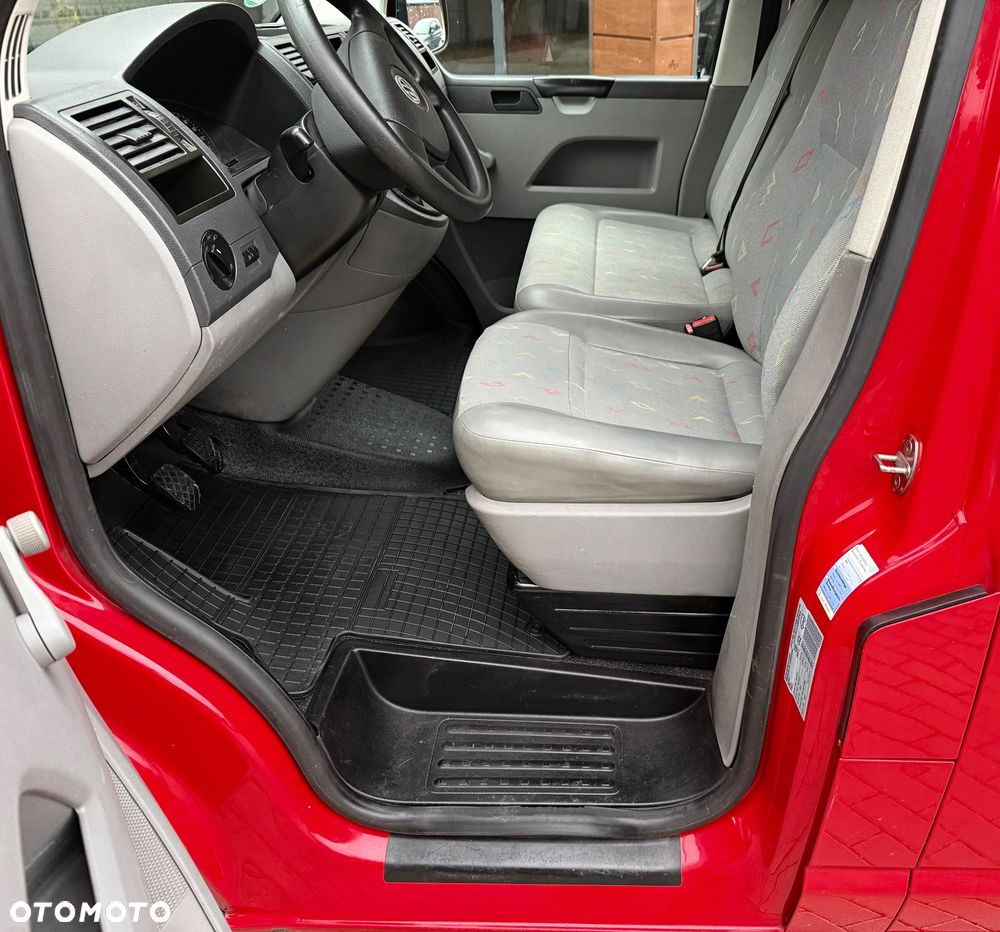 Volkswagen Transporter - 22