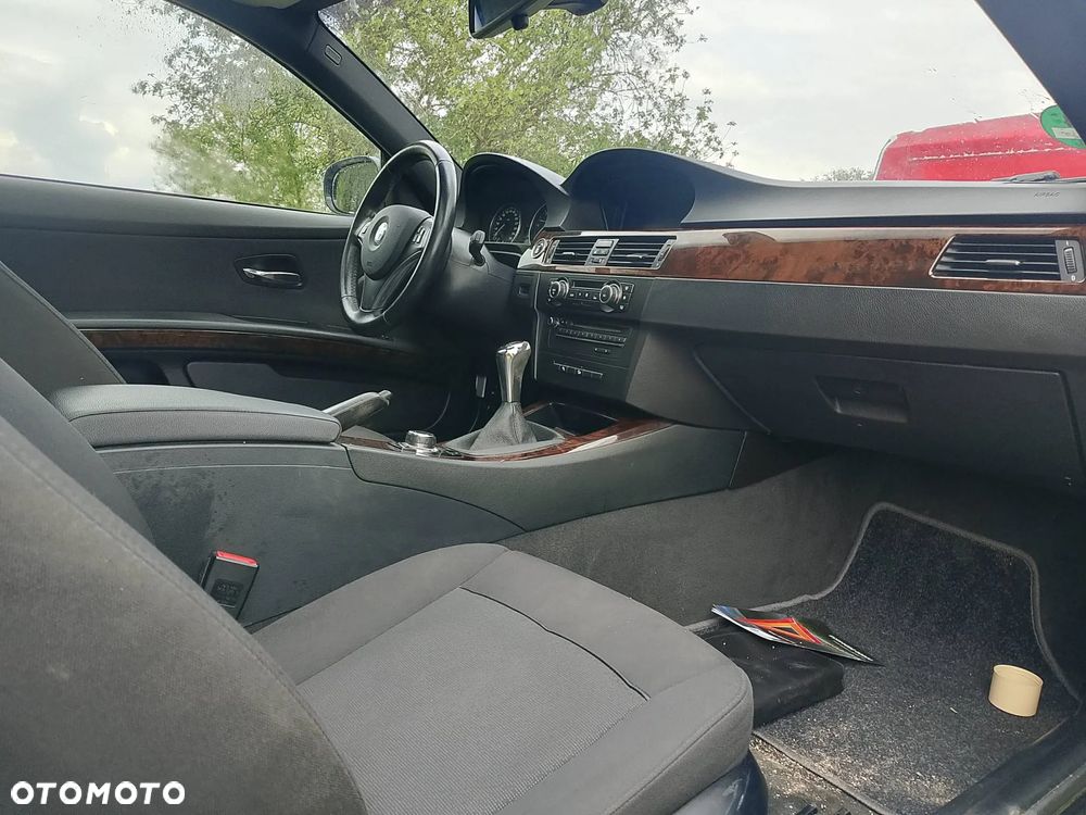 BMW Seria 3 330d xDrive Edition Exclusive - 10