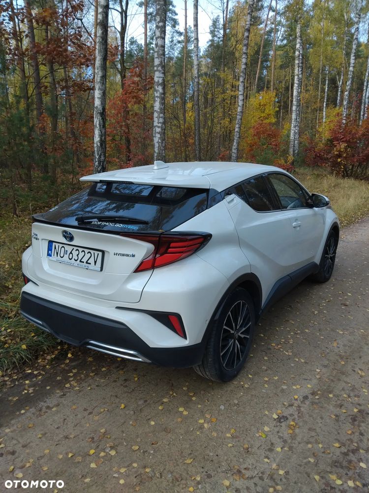 Toyota C-Hr 2020 photo 2